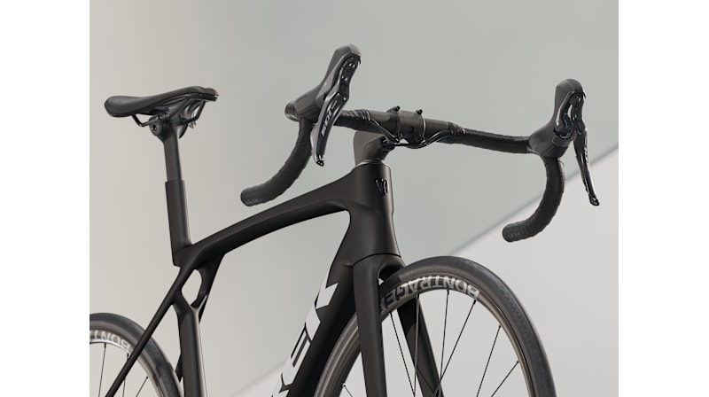Madone lightweight aero race bikes - See the collection
