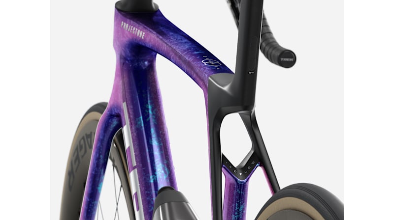 Madone SLR ultra-lightweight carbon race bike
