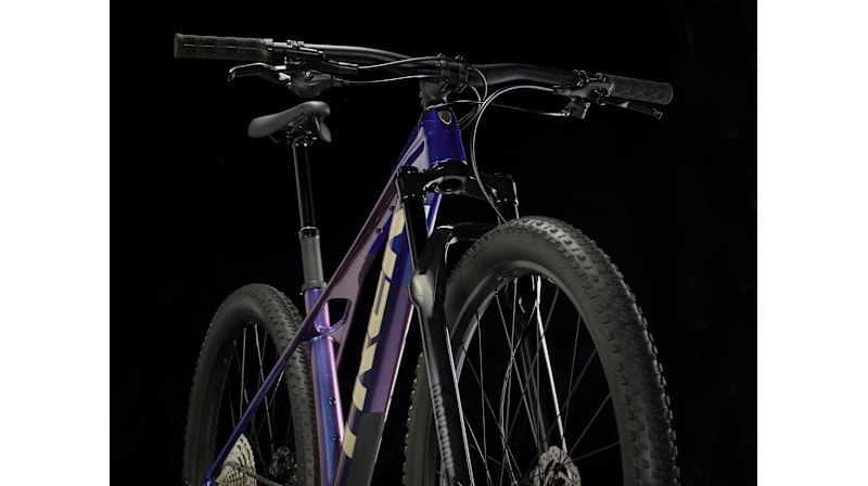 ProcaliberはハードテイルXC MTBレースに必要なものを実現する (JP)