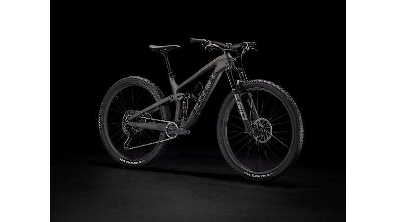 TREK 黒　③ 砂利道も段差も問題なし。TREK Dual Sport 3（トレック デュアル