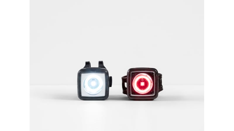 トレック Ion 100 R/Flare R シティバイクライトセット - Trek Bikes (JP)