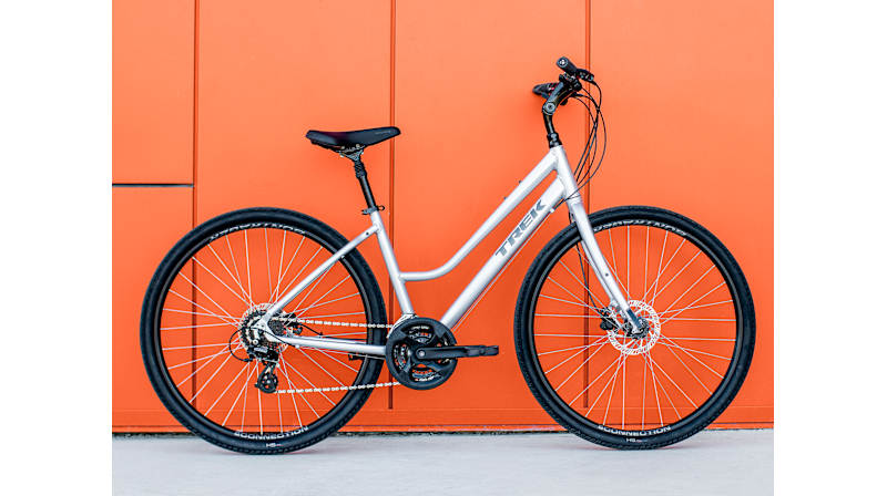 Verve 2 Disc Lowstep - Trek Bikes