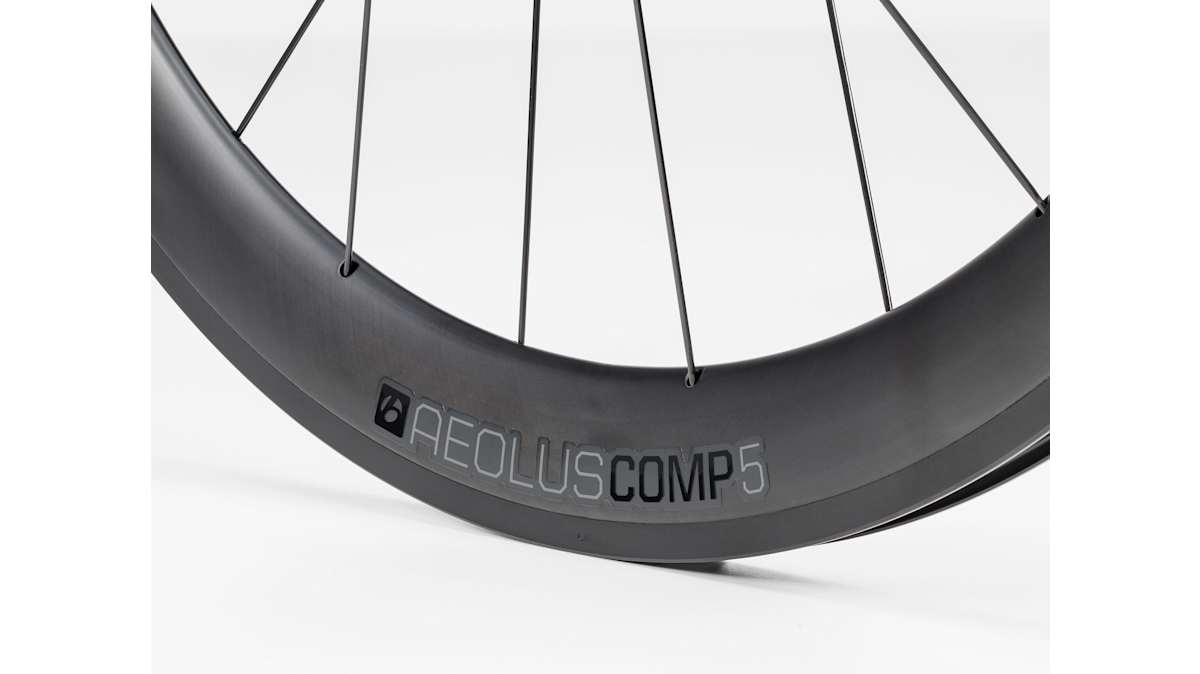 Bontrager Aeolus Comp 5 TLR Disc Road Wheel - Trek Bikes