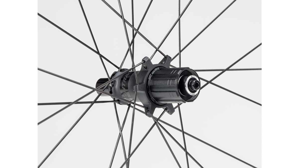Bontrager Aeolus Pro 3 TLR Road Wheel - Trek Bikes
