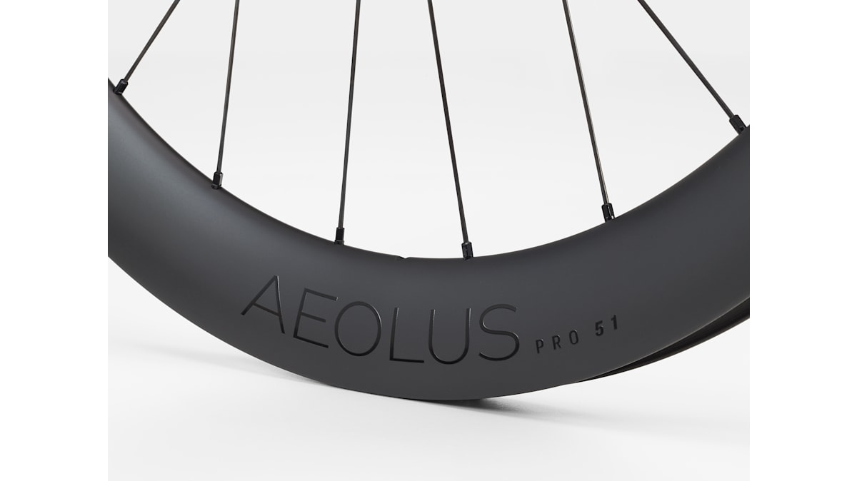 ボントレガー Aeolus Pro 51 TLR ディスク ロードホイール - Trek
