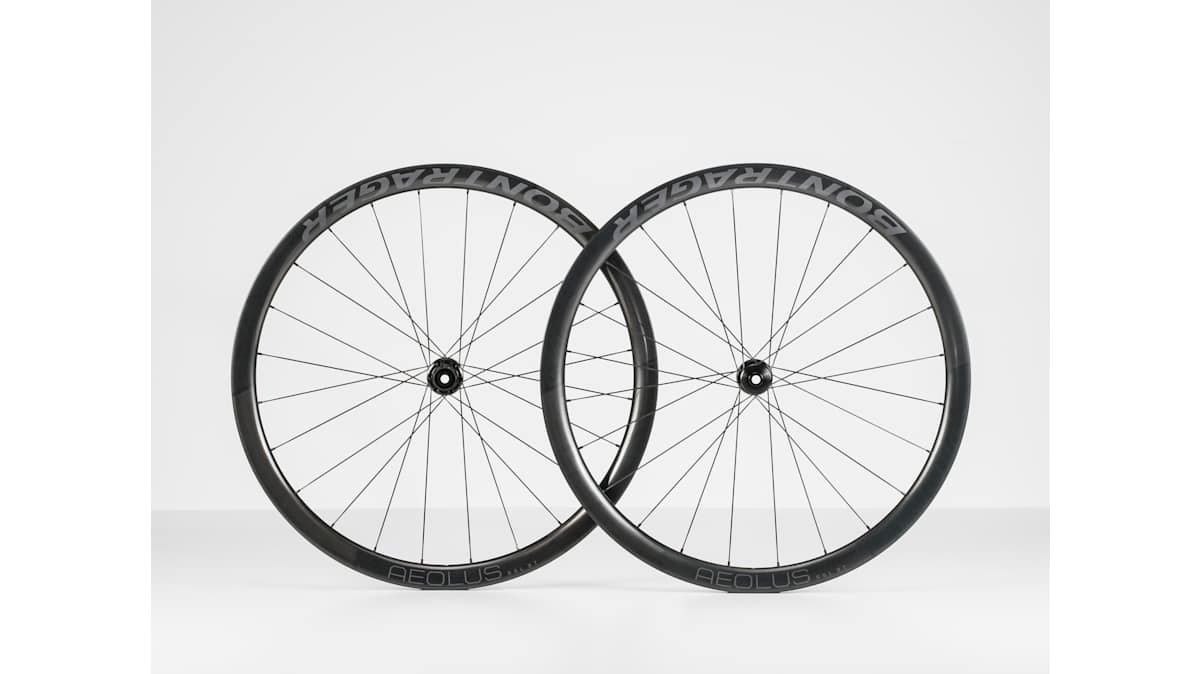 Bontrager Aeolus RSL 37 TLR Disc Road Wheel - Trek Bikes