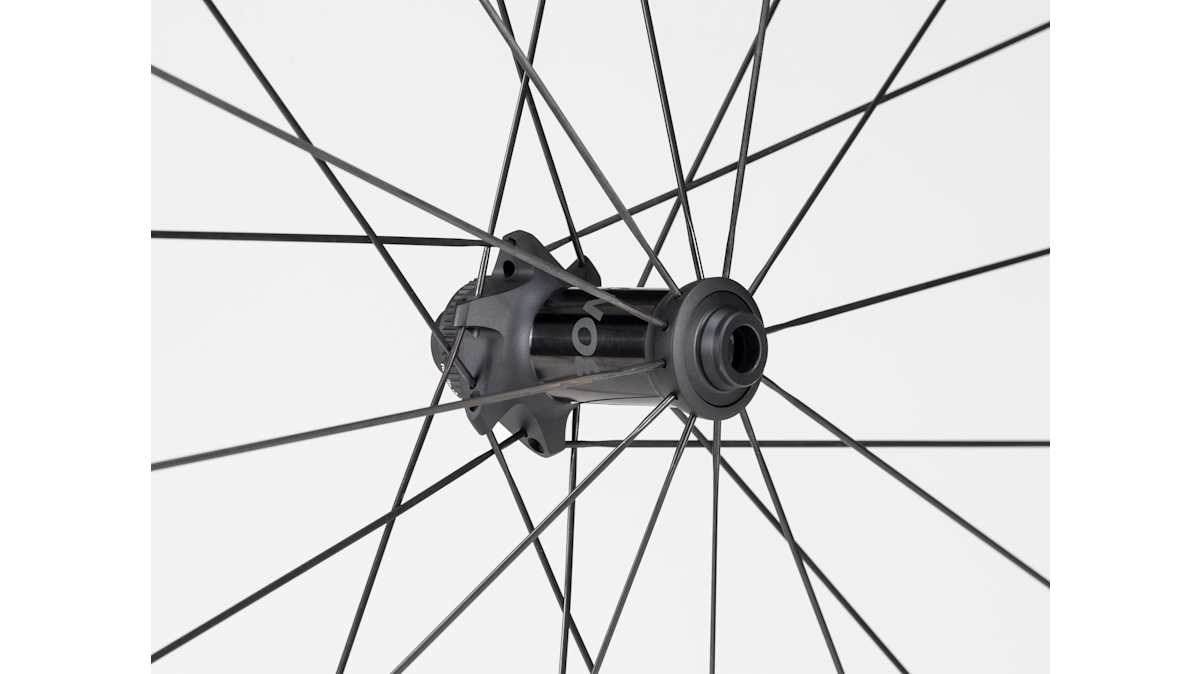 【値下げ】ボントレガー　アイオロスXXX4 Disc Tubular Bontrager Aeolus XXX 4 Disc Tubular Road Wheel - Trek Bikes