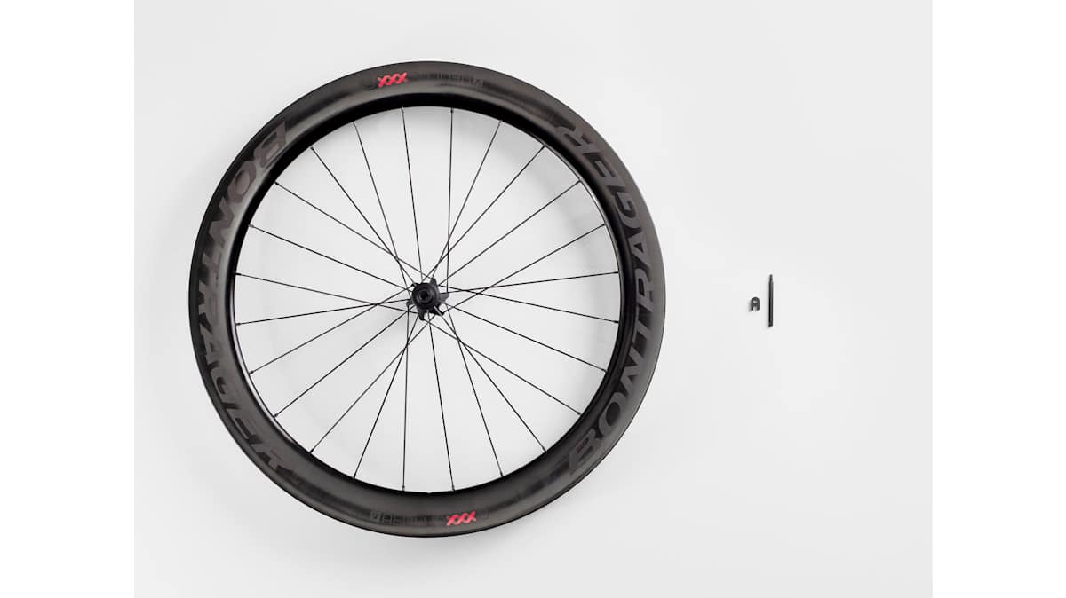 Bontrager Aeolus XXX 6 Disc Tubular Road Wheel - Trek Bikes