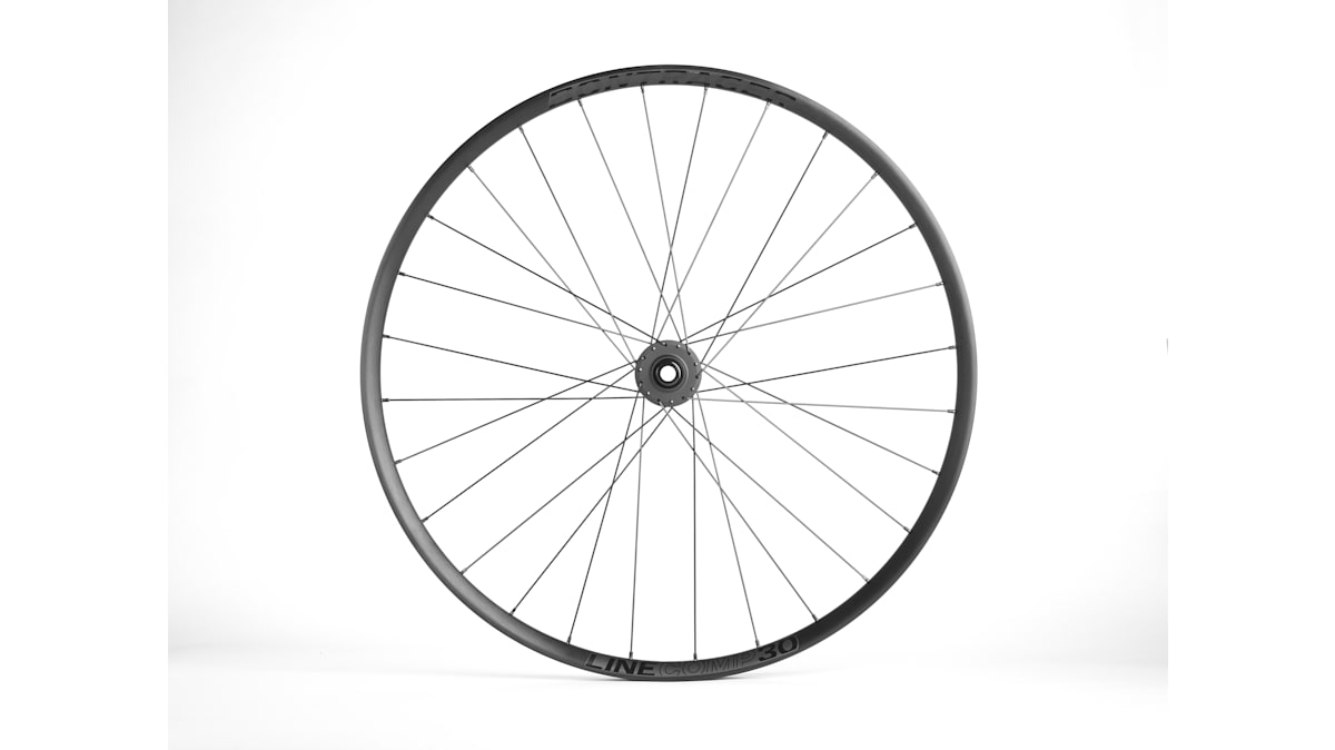 Bontrager Line Comp 30 TLR Boost 27.5 MTBホイール - Trek Bikes (JP)