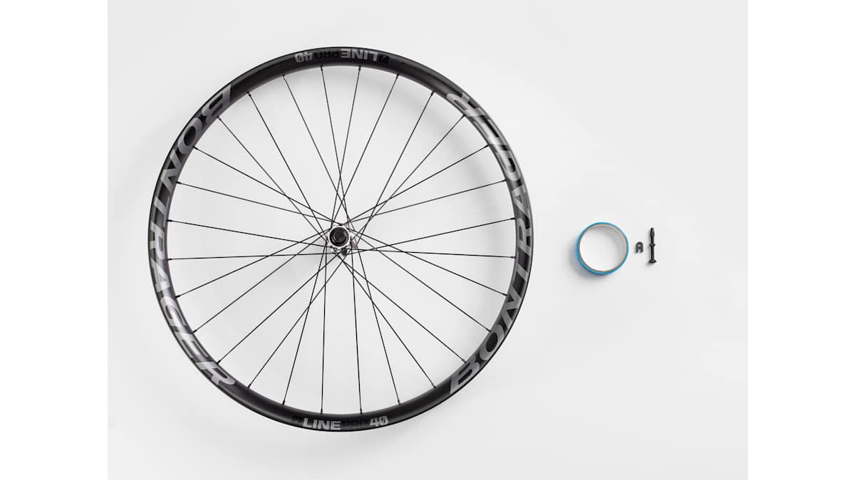 Bontrager Line Pro 40 TLR Boost 29˝ MTB Wheel - Trek Bikes