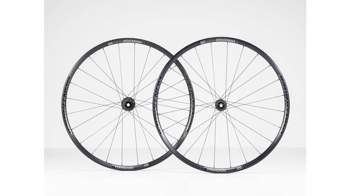 Bontrager Paradigm Comp 25 TLR Disc Road Wheel - Trek Bikes