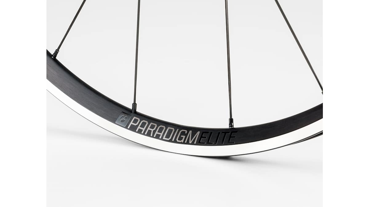 Bontrager Paradigm Elite TLR Road Wheel - Trek Bikes (JP)