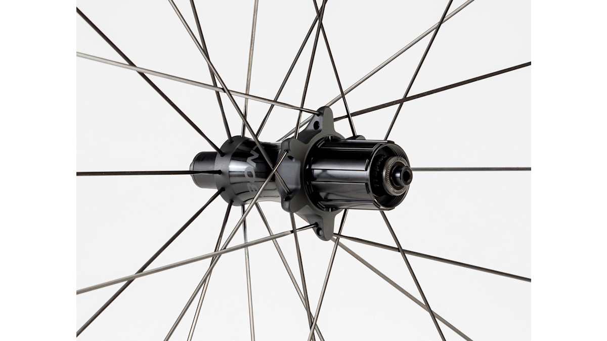 Bontrager Paradigm Elite TLR Road Wheel - Trek Bikes