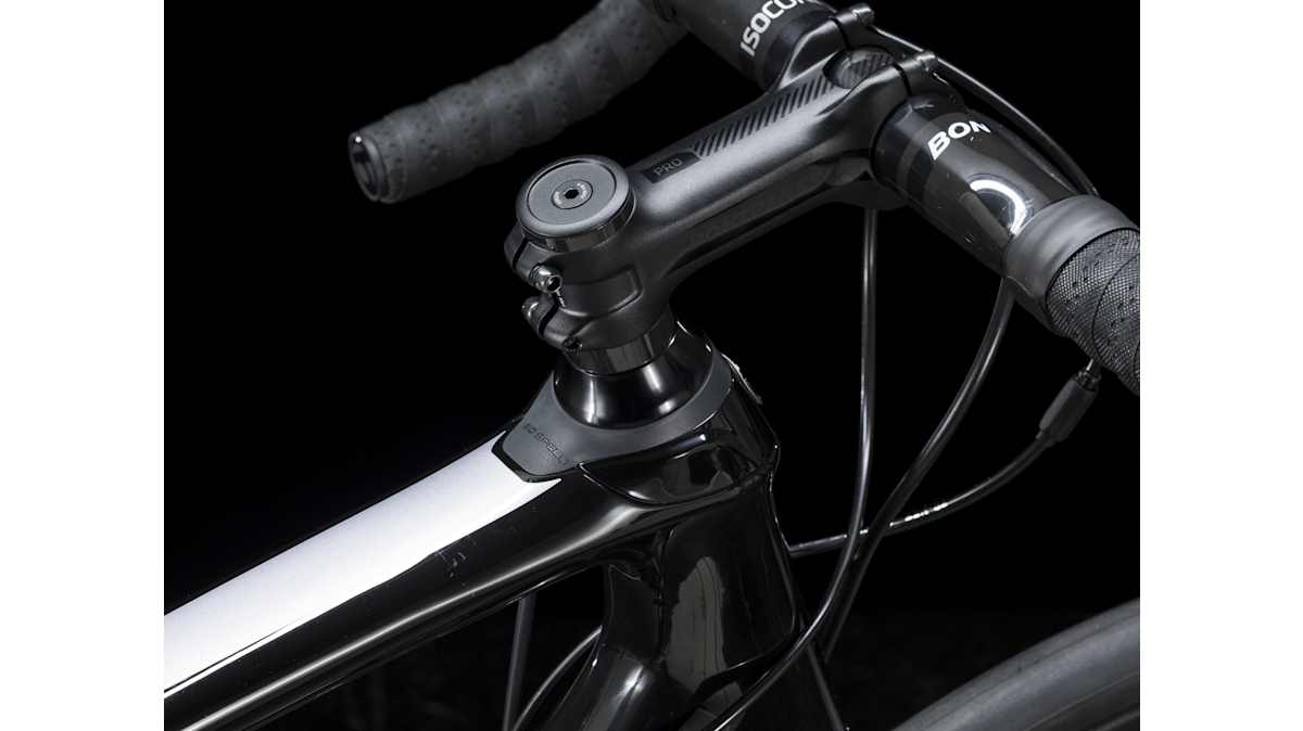 Domane SLR 8 Disc - Trek Bikes