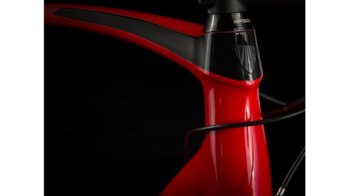 TREK emonda ALR4 サイズ:52 色:レッド Émonda ALR 4 - Trek Bikes