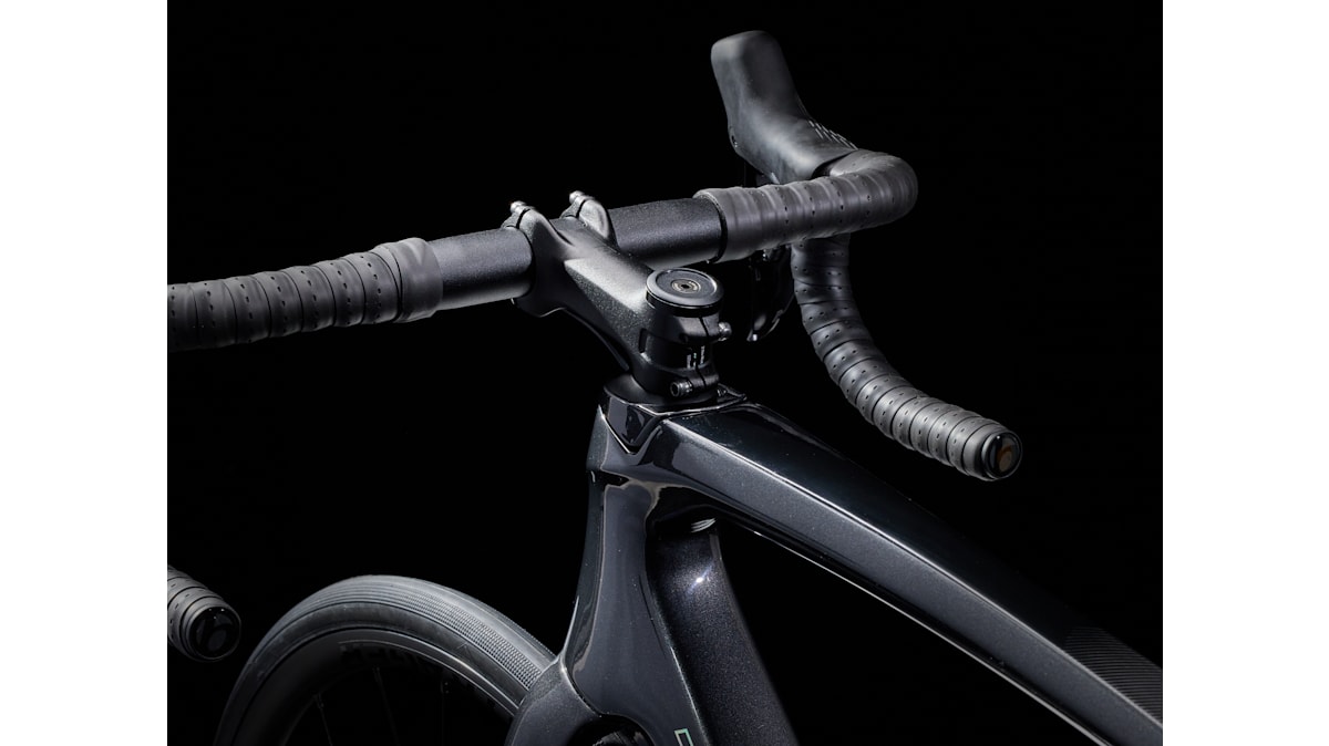 Émonda SL 6 Pro Di2 - Trek Bikes (JP)