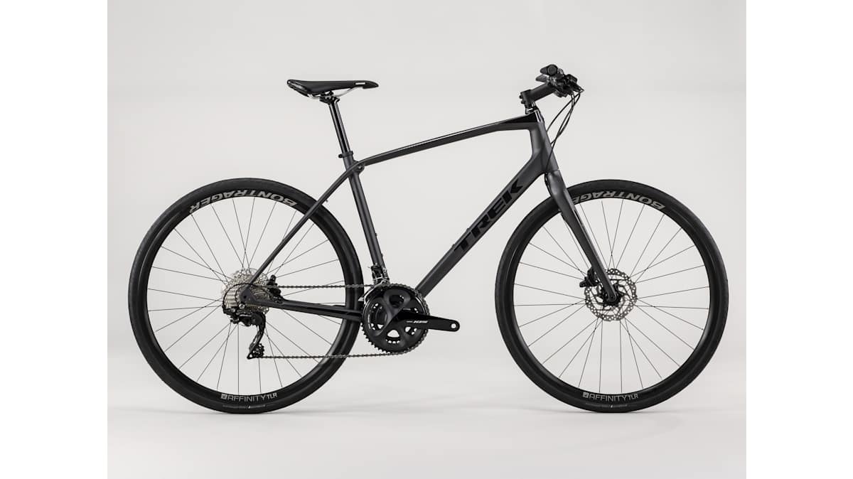 TREK 「トレック」 FX SPORT6 2020年モデル　Mサイズ　カスタム TREK 「トレック」 FX SPORT6 2020年モデル Mサイズ カスタム TREK