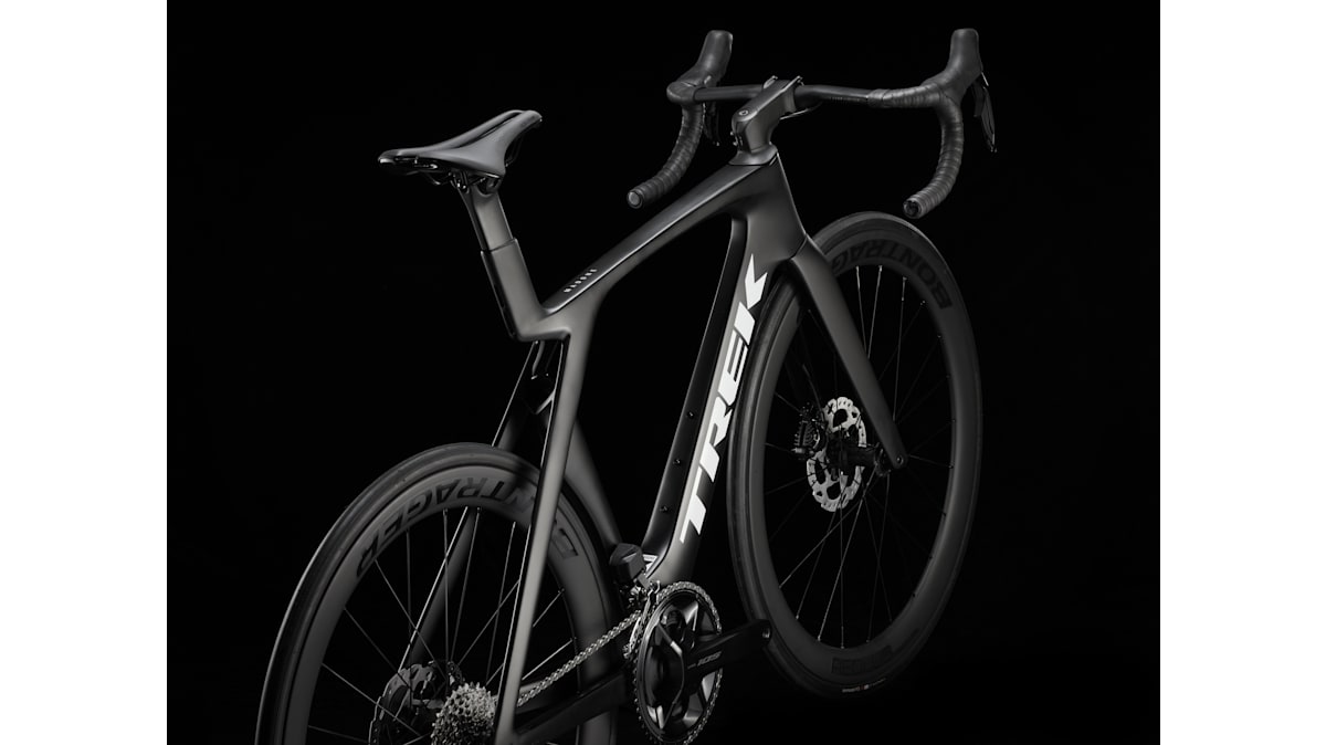 Madone SL 6 Gen 7 - Trek Bikes
