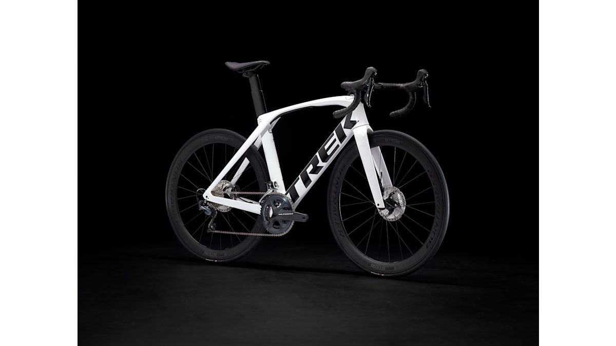 Madone SL 6 Gen 6 - Trek Bikes (JP)
