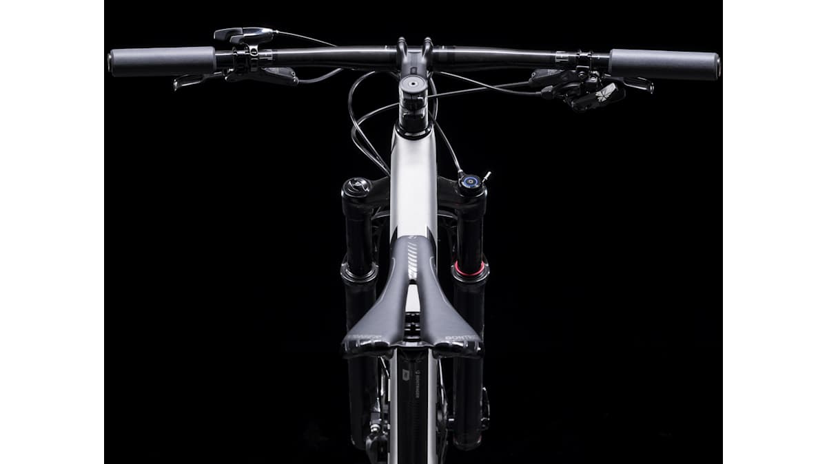 プロキャリバー 9.8、直接引取りになります Procaliber 9.6 Gen 2 - Trek Bikes (JP)