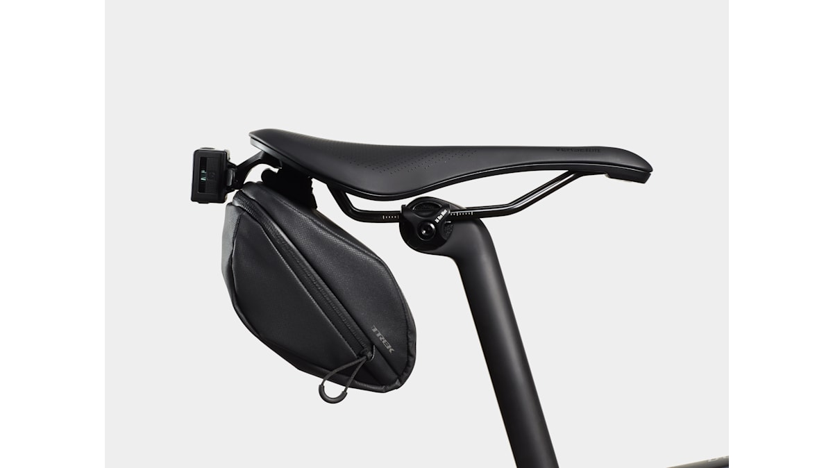 TREK CarBack Radar blendr サドルバッグ　セット Trek Blendr Saddle Bag - Trek Bikes