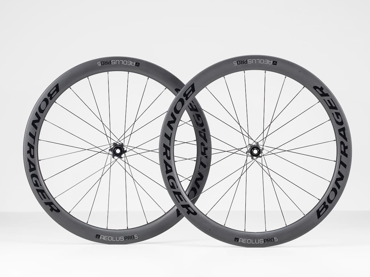 Bontrager Aeolus Pro 5 TLR Disc Road Wheel - Trek Bikes (JP)