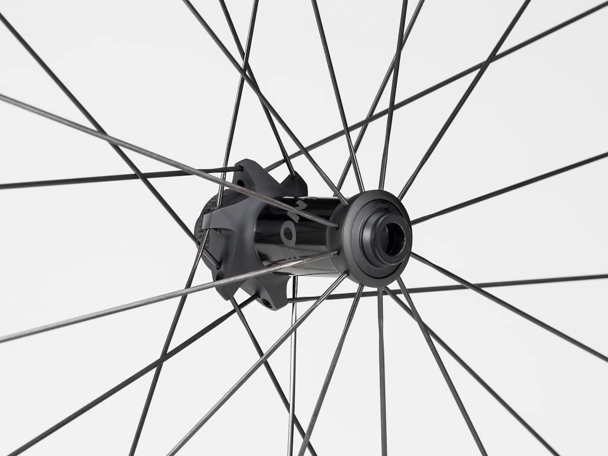 Bontrager Aeolus XXX 6 Disc Tubular Road Wheel - Trek Bikes