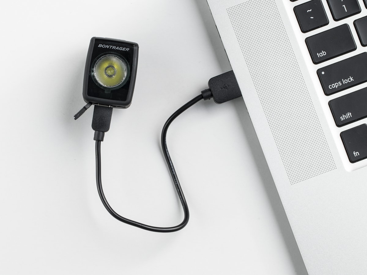 Bontrager FlareRT & Ion 200RT リモコン付 Conjunto de iluminação Ion 200 RT/Flare RT Bontrager