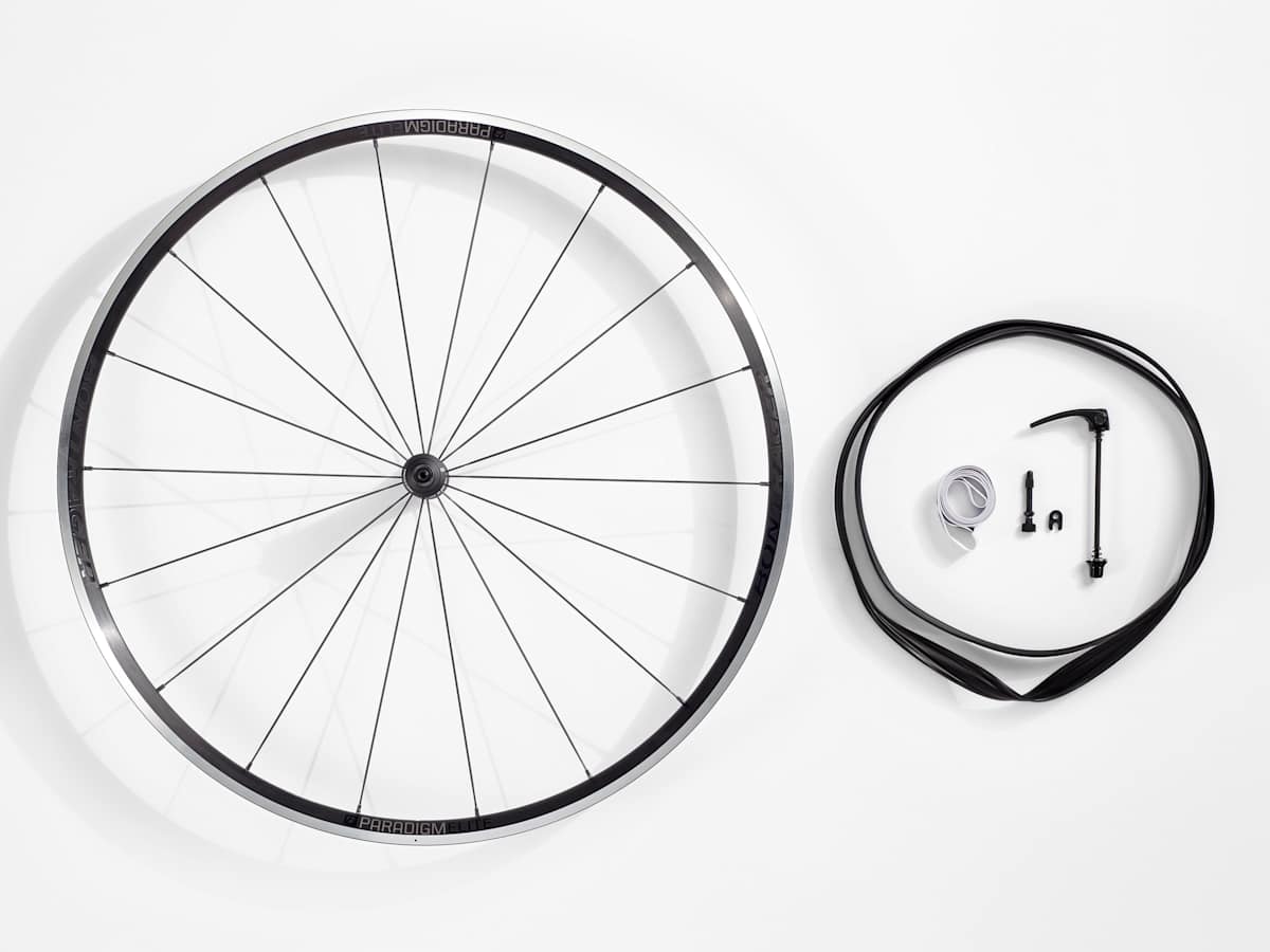 Bontrager Paradigm Elite TLR Road Wheel - Trek Bikes (JP)