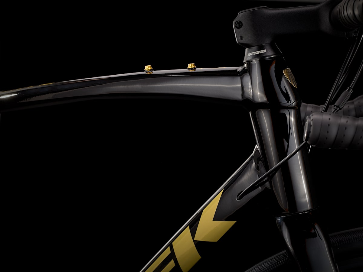 Domane AL 2 Gen 3 - Trek Bikes (JP)