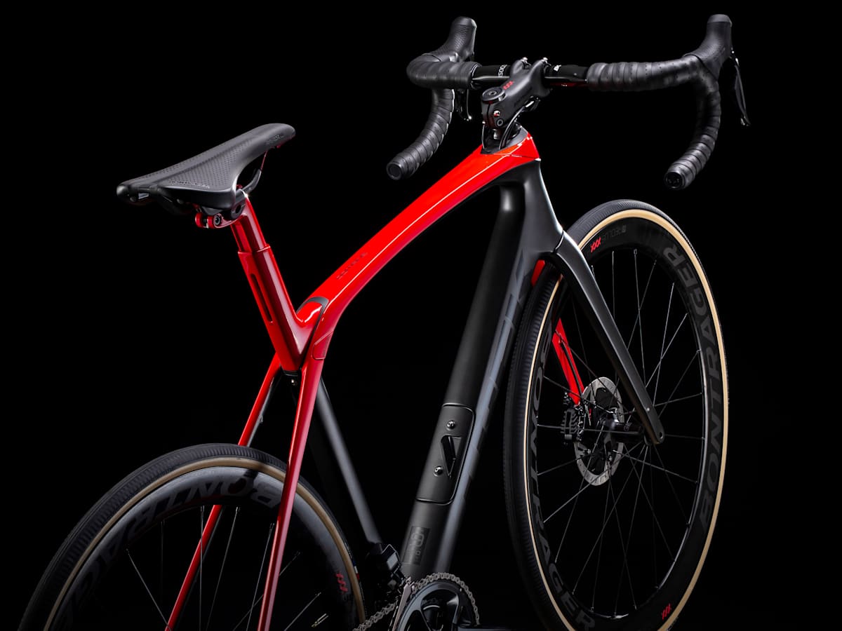 Domane SLR 9 - Trek Bikes