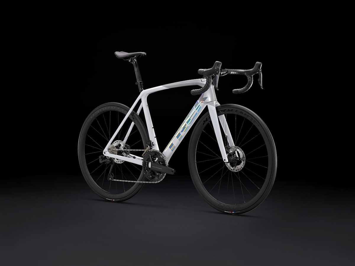 カーボンフロントフォーク TREK EMONDA SL7 OS テーパーコラム Émonda SL 7 - Trek Bikes (BR)