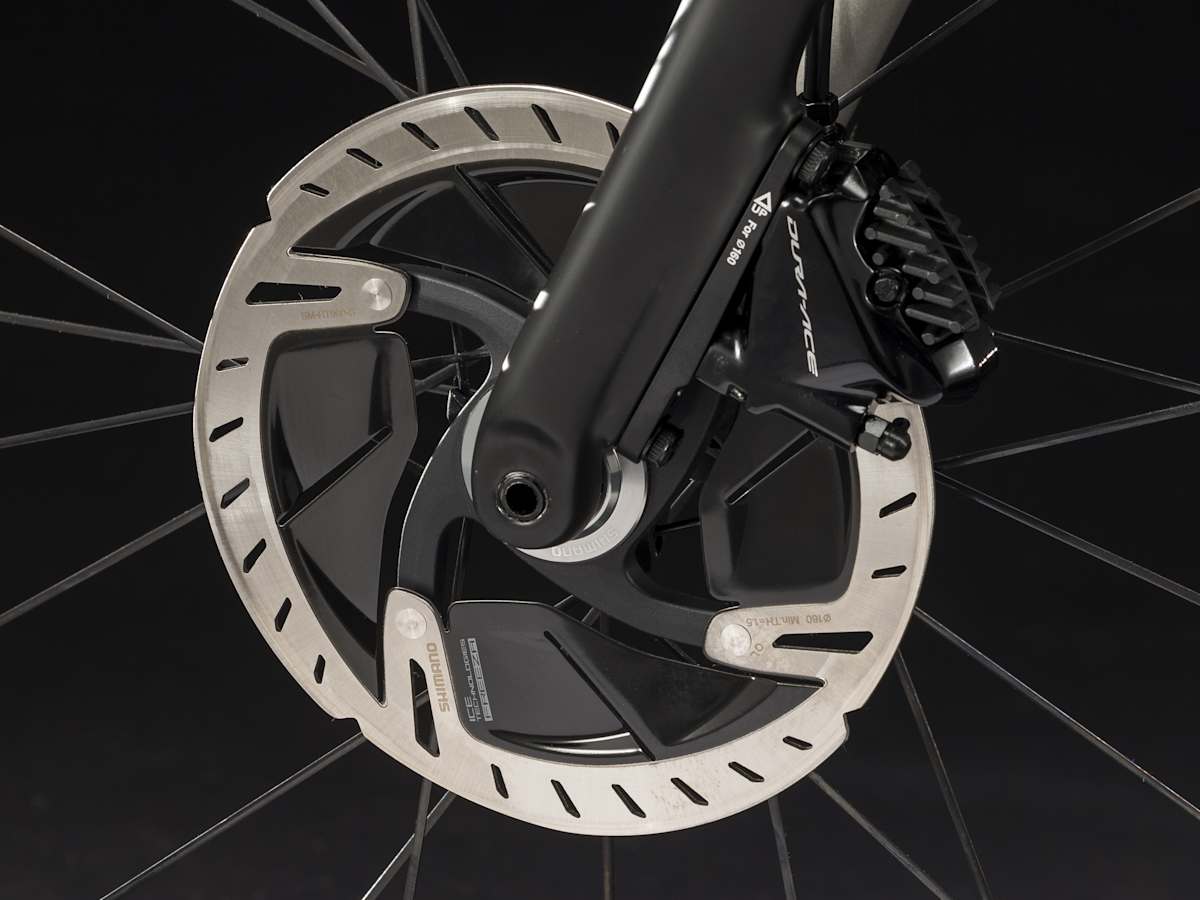 TREK Emonda SLR8 Disc DURA-ACE搭載 Émonda SLR 8 Disc - Trek Bikes