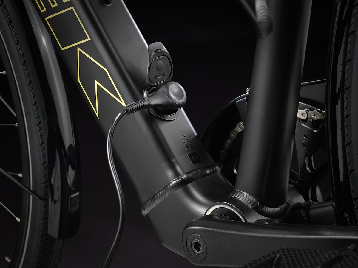 FX+ 2 Stagger - Trek Bikes (JP)