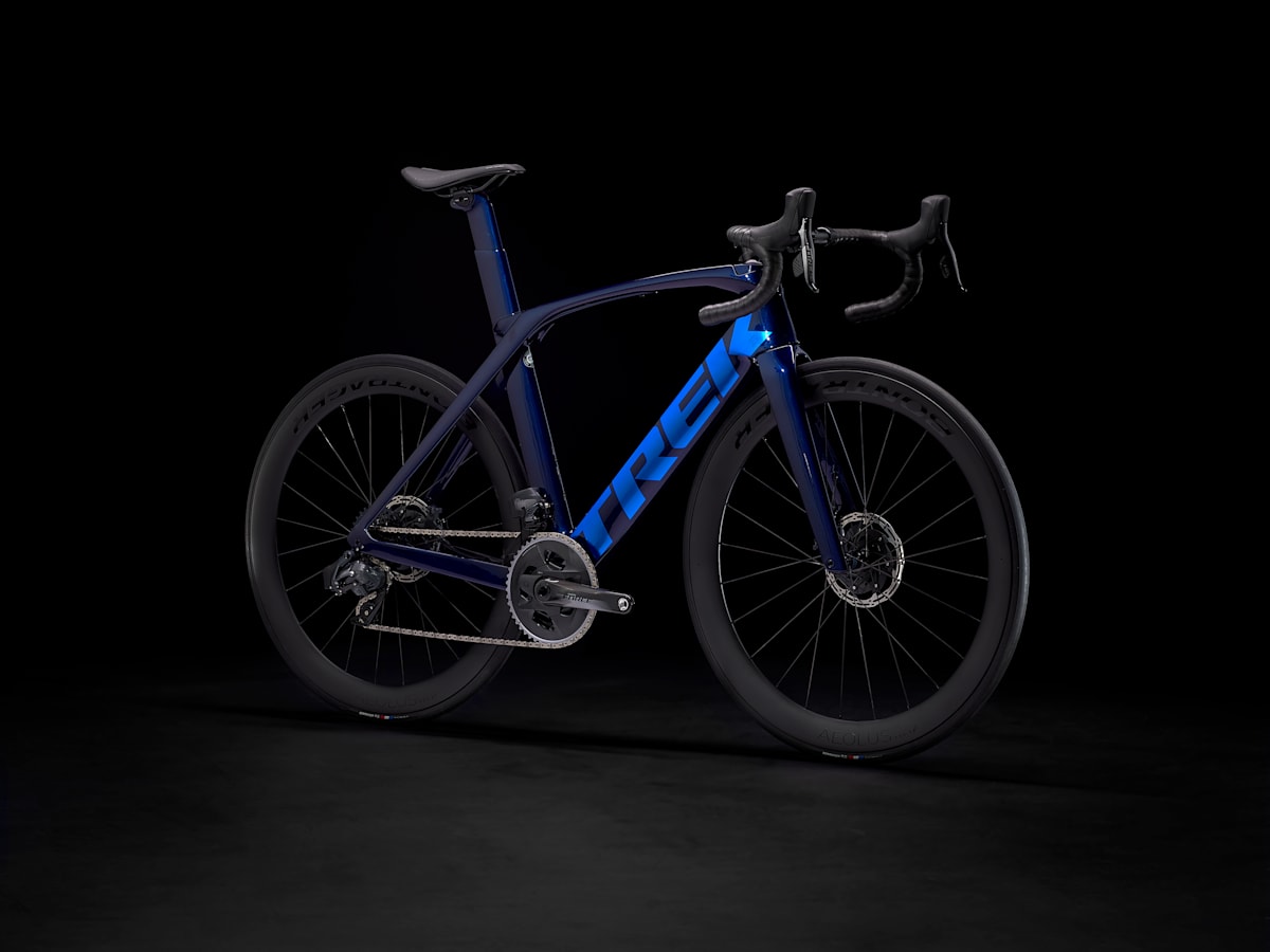 Madone SL 7 AXS Gen 6 - Trek Bikes