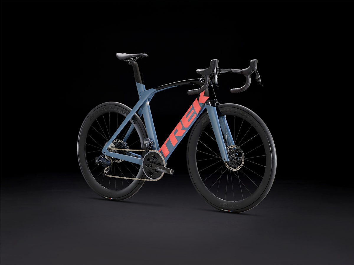 Madone SL 7 AXS Gen 6 - Trek Bikes