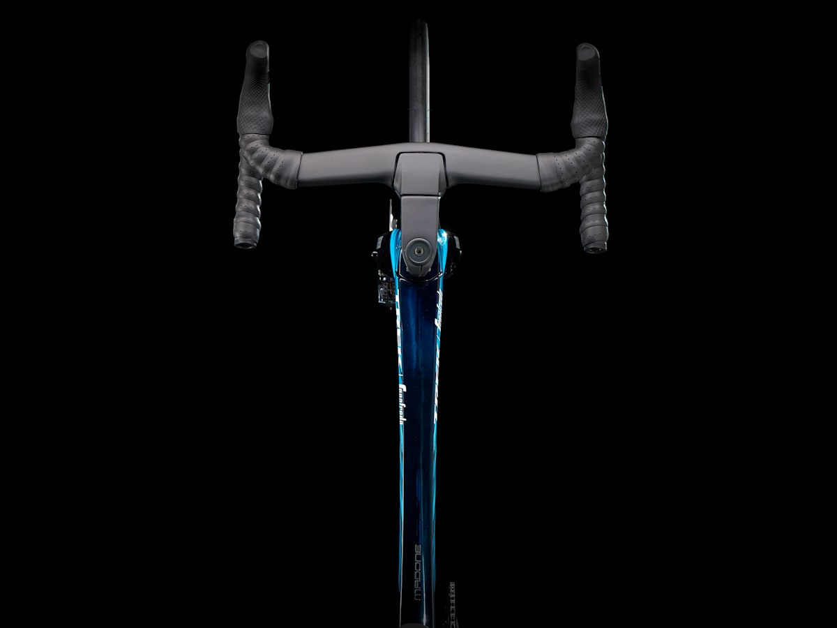 こ*る様 TREK madone gen7 ハンドル　カーボンハンドル こ*る様 TREK madone gen7 ハンドル カーボンハンドル 新型マドン