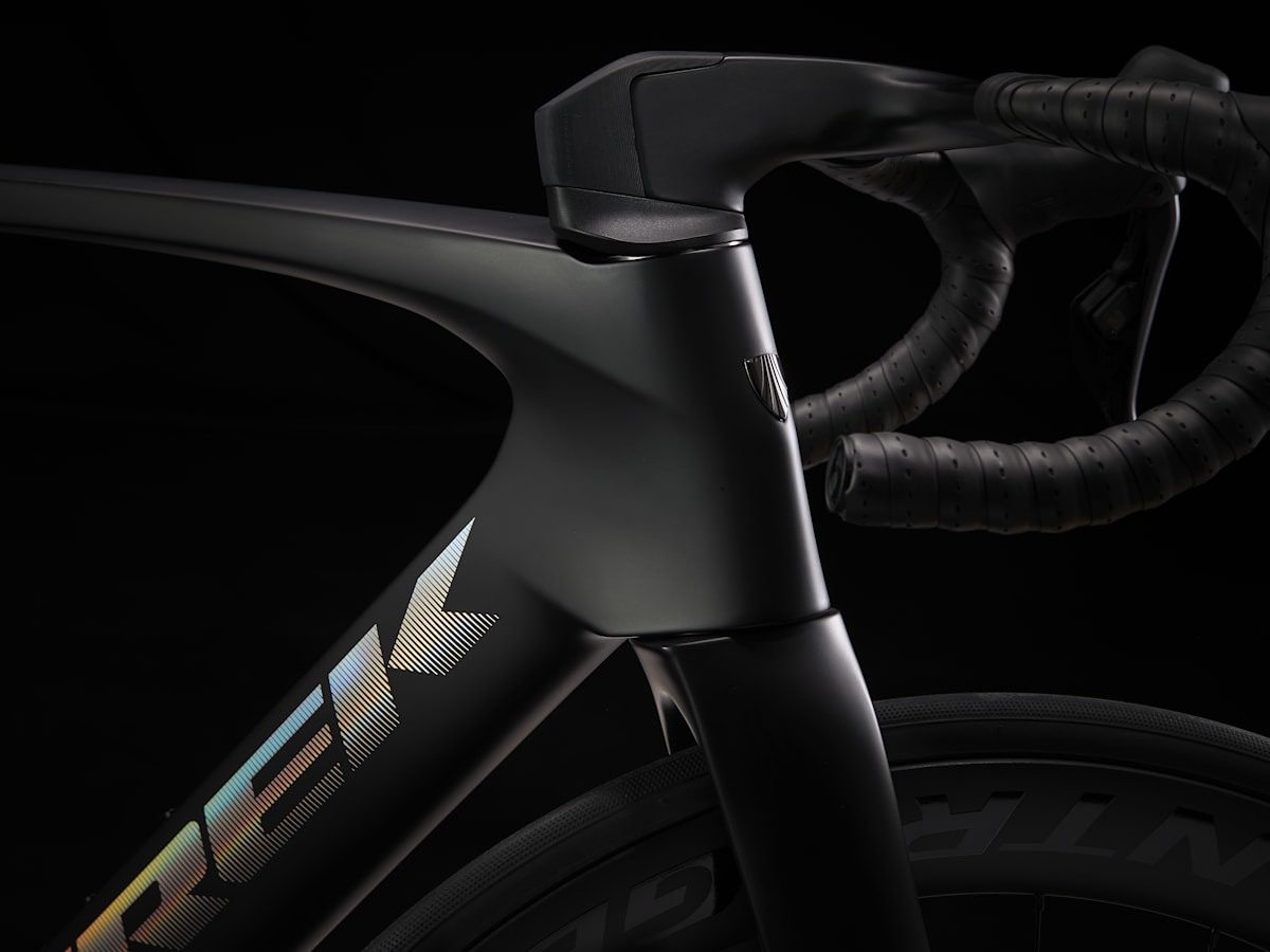 Madone SLR 7 Gen 7 - Trek Bikes (JP)