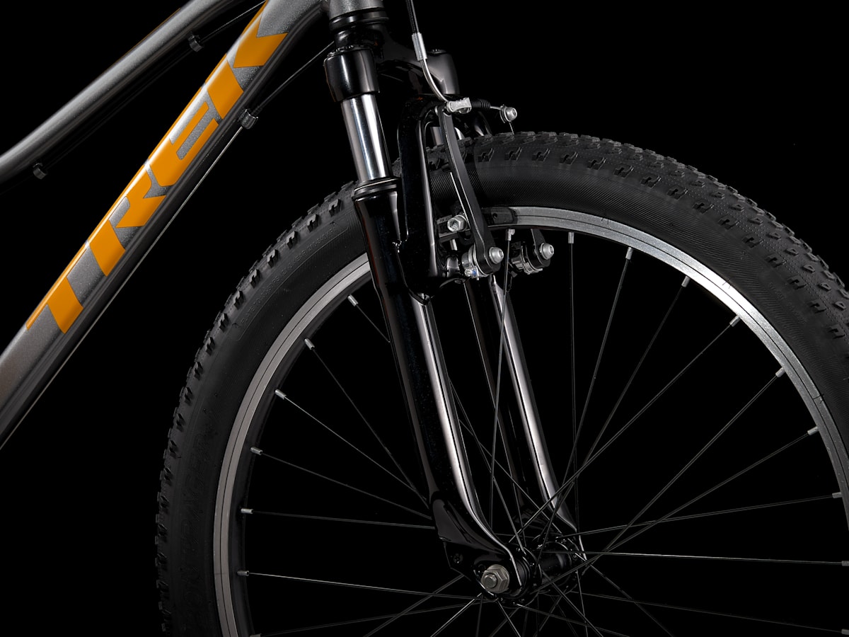 Precaliber 24 8-speed Suspension - Trek Bikes
