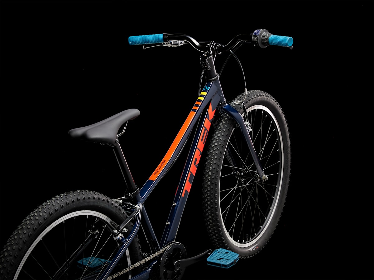 TREK precaliber 24インチ Precaliber 24 8-speed - Trek Bikes