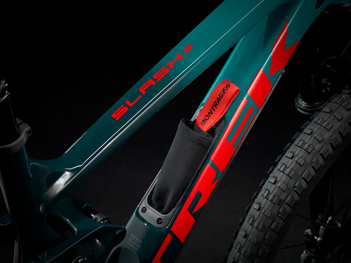 Slash 8 Gen 5 - Trek Bikes (JP)