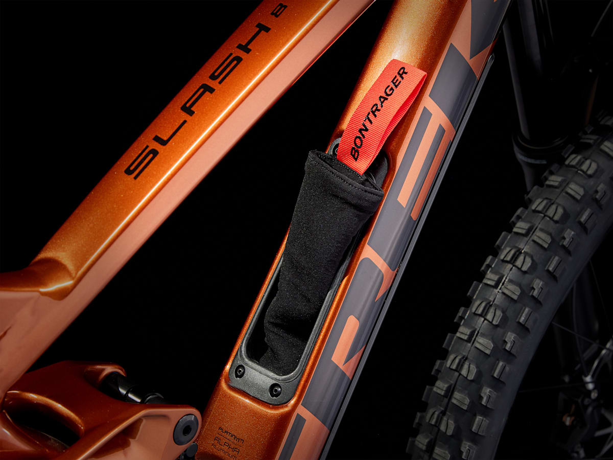 Slash 8 Gen 5 - Trek Bikes (JP)