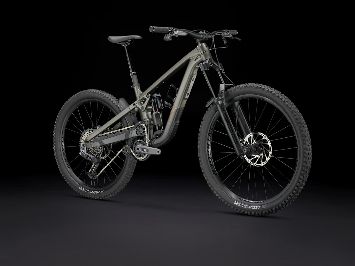 TREK SLASH 9.7 CARBON 29 MEGNEG Mサイズ BICICLETA DE CARBONO ARO 29 TREK SLASH 9.7 SHIMANO XT/SLX 12V - 5ª