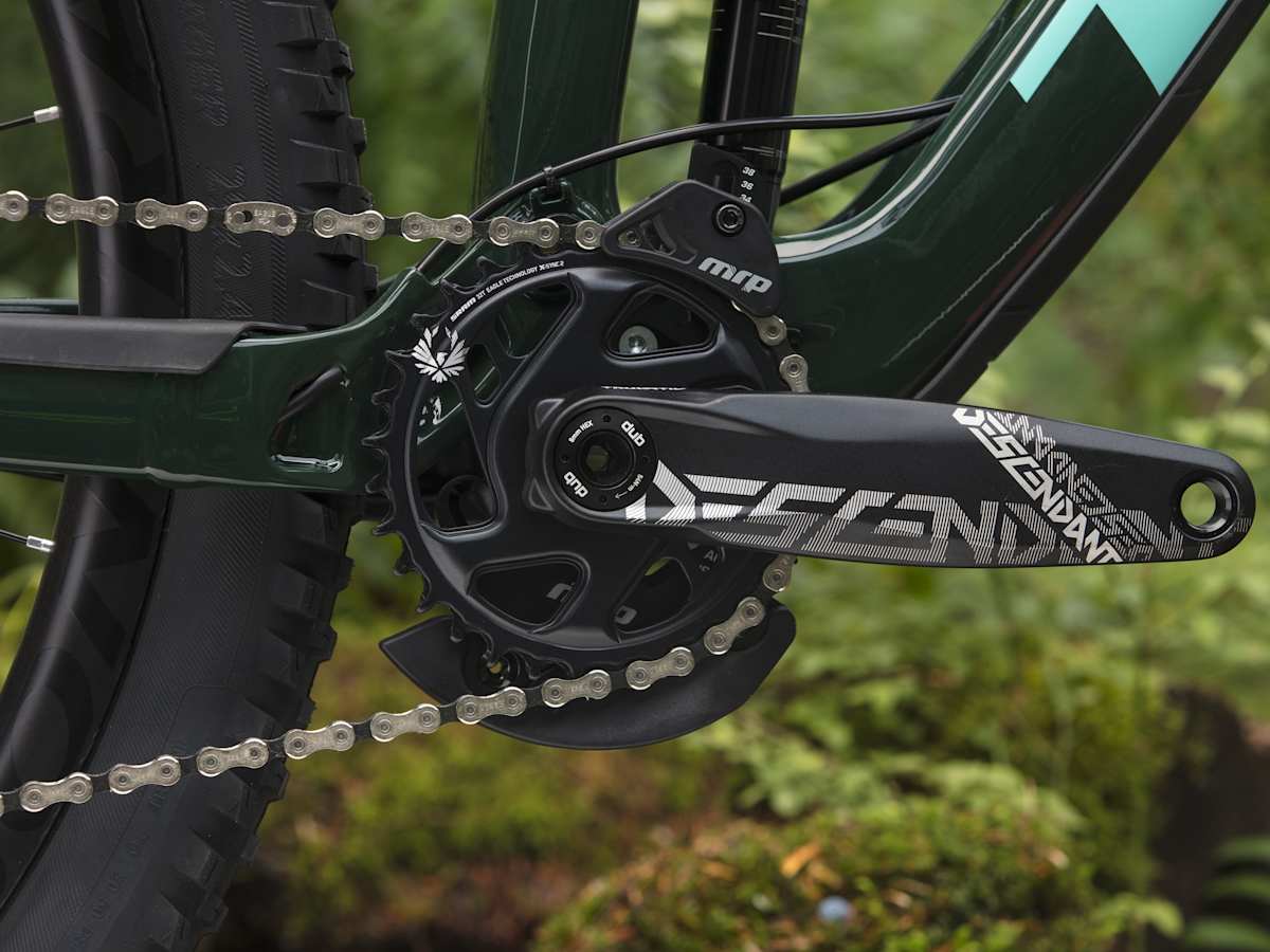 送料無料TREK フルカーポン ロードバイク OCLV 超軽量8.9キロ27速 TREK】業界随一の技術力のTREKのフルカーボンロードを驚きのお