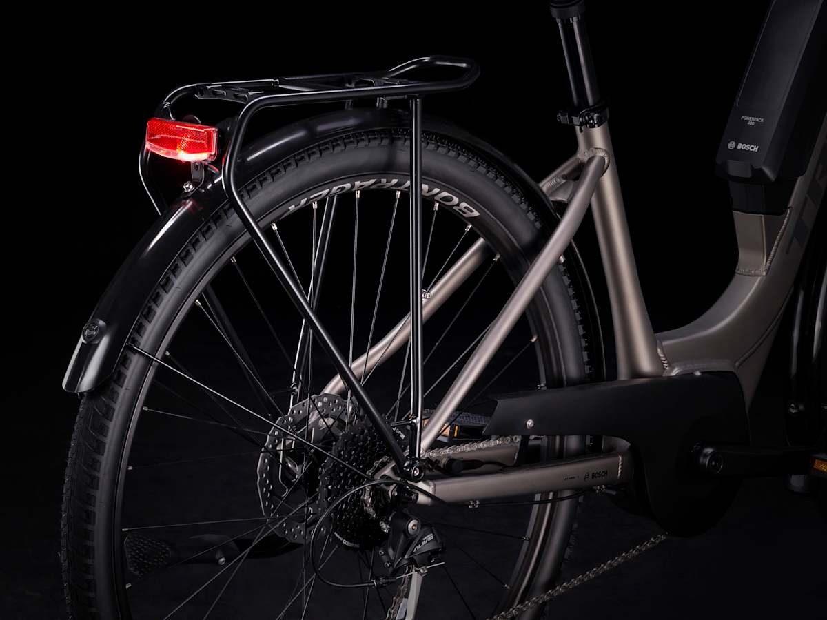 美品　トレック Verve2+ Lサイズ　手渡しのみ　オマケ多数 美品 トレック Verve2+ Lサイズ 手渡しのみ オマケ多数 トレック Verve