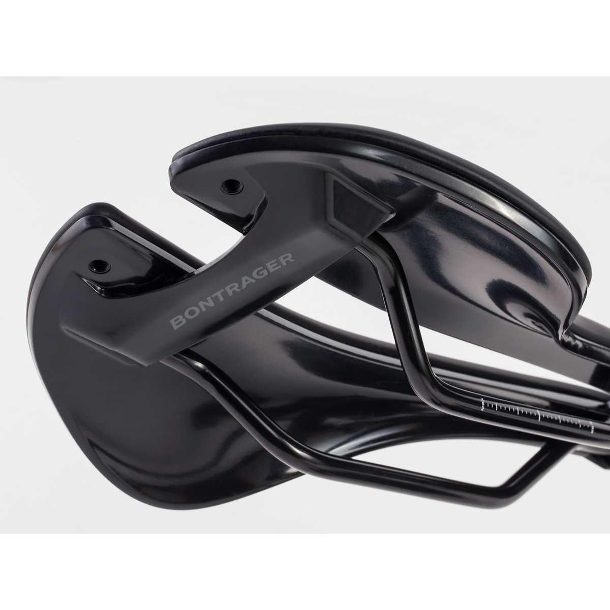 BONTRAGER AEOLUS COMP サドル 146mm Bontrager Aeolus Comp Bike Saddle - Trek Bikes