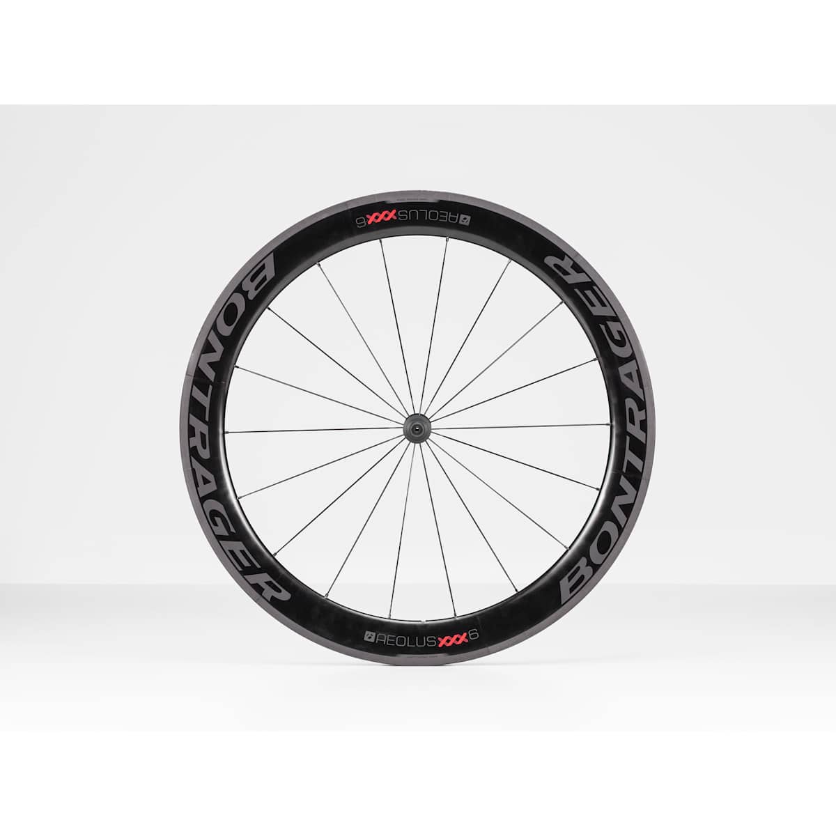 Bontrager Aeolus XXX 6 TLR Clincher 前輪のみ Bontrager Aeolus XXX 6 TLR Clincher Road Wheel - Trek Bikes