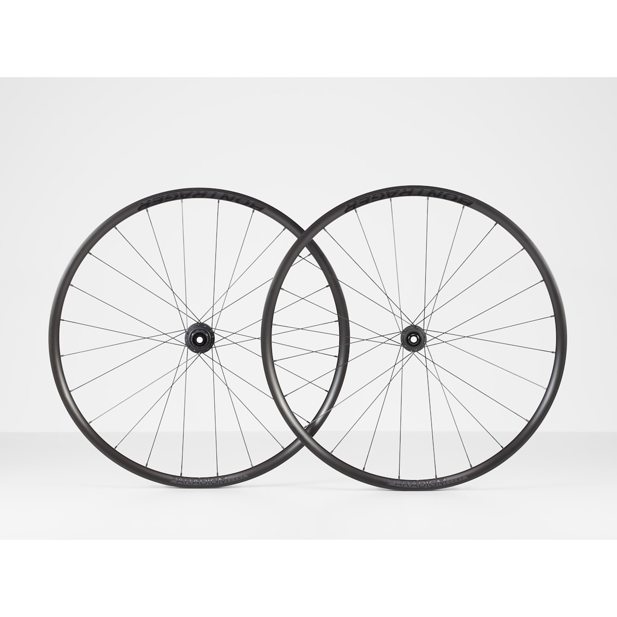 Bontrager Paradigm Comp TLR Disc Road Wheel - Trek Bikes