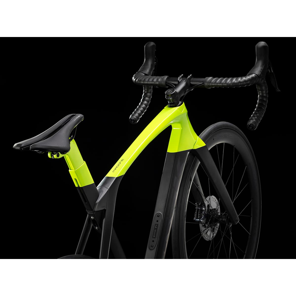 TREK Madone sl6 2021 52 備品付き 2021 Trek Madone SL 6 – Specs, Comparisons, Reviews – 99 Spokes