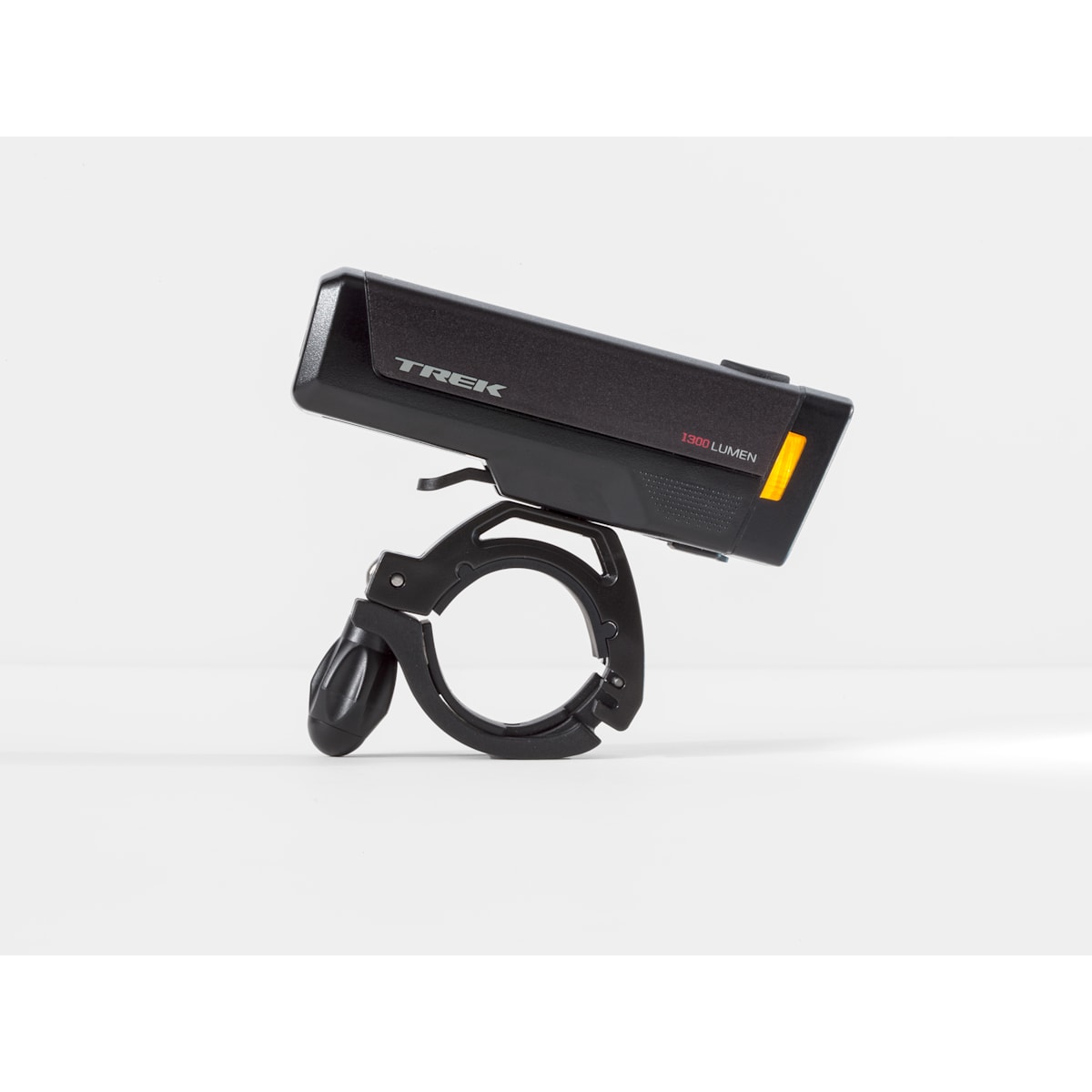 Bontrager Ion Pro RT Front 1300ルーメン Trek Ion Pro RT Front Bike Light - Trek Bikes